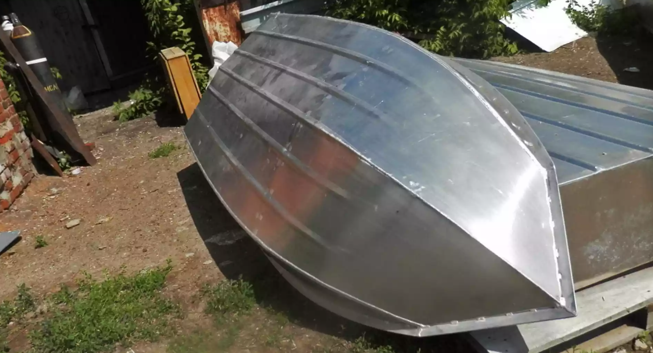 Алюминиевая лодка Вятка-Профи Вариант в Красноярске