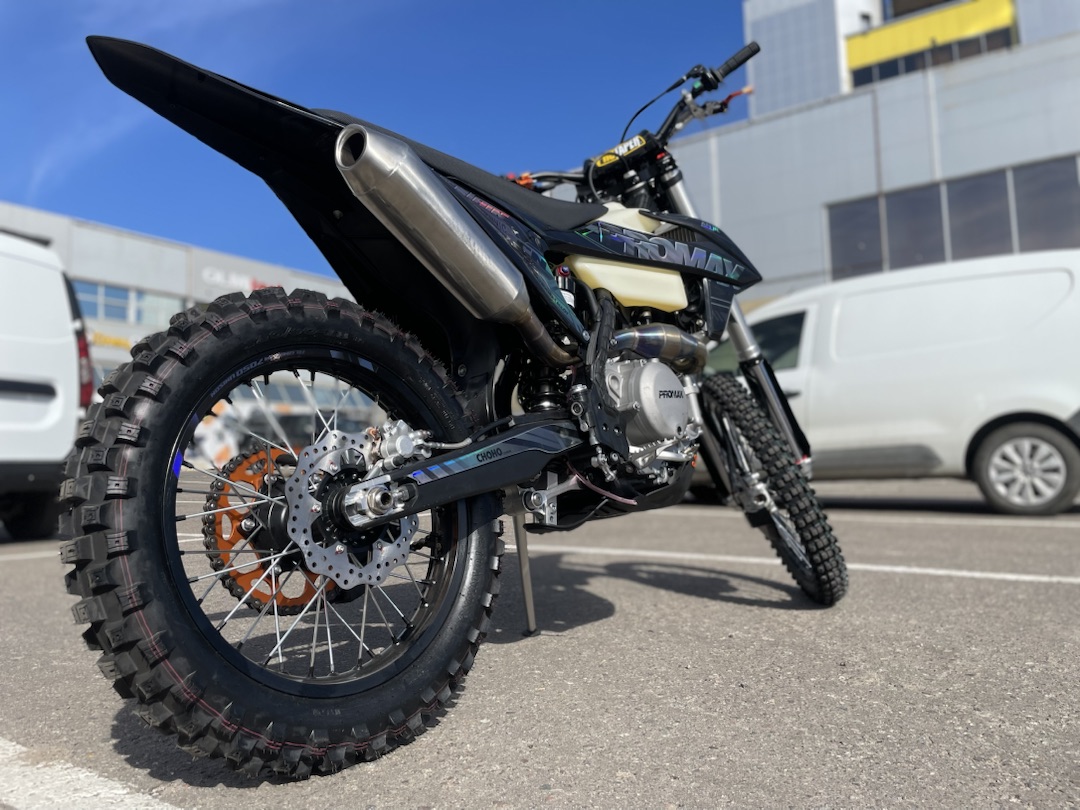 Кроссовый мотоцикл (эндуро) PROMAX PZ9 480 PRO-SPORT в Красноярске Кроссовый мотоцикл (эндуро) PROMAX PZ9 480 PRO-SPORT в Красноярске