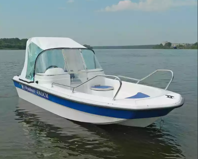 Стеклопластиковый катер Wyatboat-430 DCM (тримаран) в Красноярске