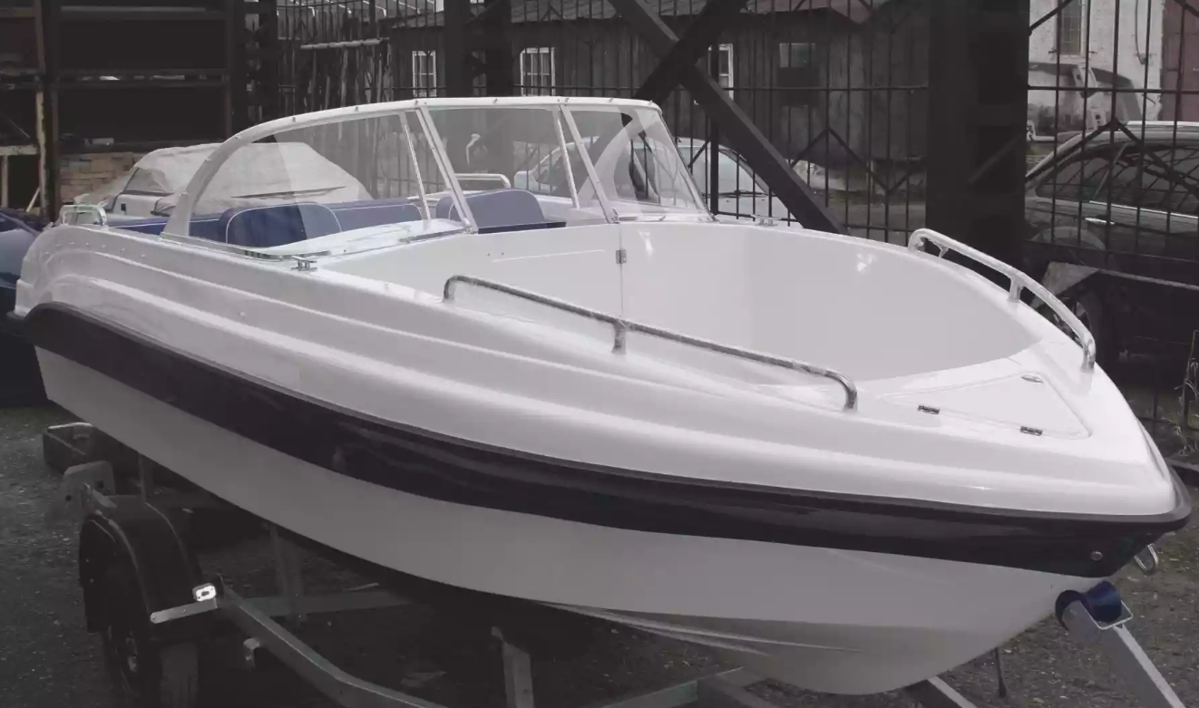 Стеклопластиковый катер Neman-500 Open в Красноярске