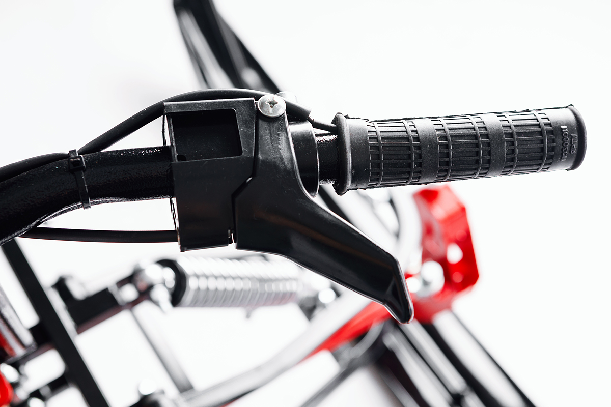 Лыжный модуль IKUDZO с подогревом ручек металлические лыжи в Красноярске Лыжный модуль IKUDZO с подогревом ручек металлические лыжи в Красноярске