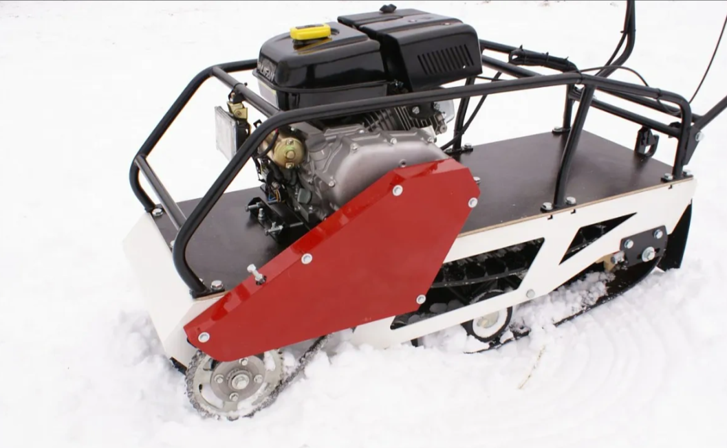 Мотобуксировщик БТС «МАЛЕК» 380/7 БЕЗ э/зап. Б/У в Красноярске Мотобуксировщик БТС «МАЛЕК» 380/7 БЕЗ э/зап. Б/У в Красноярске