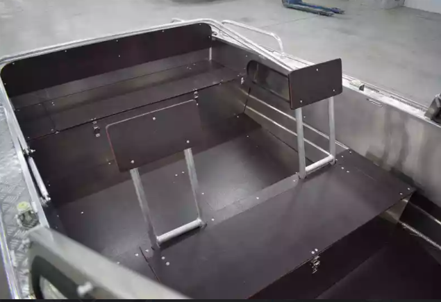 Алюминиевый катер Wyatboat-460 DCM Pro в Красноярске