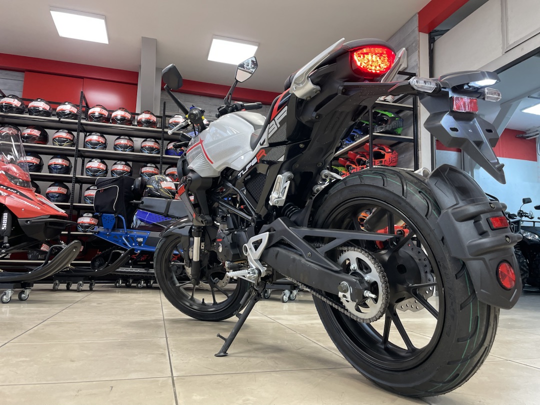 Мопед PROMAX CB150R (49) в Красноярске Мопед PROMAX CB150R (49) в Красноярске