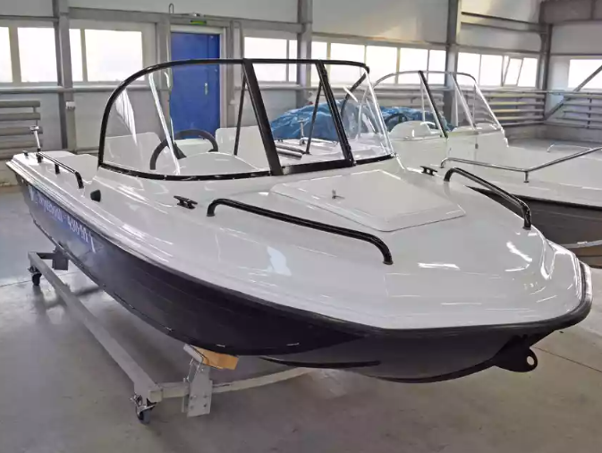Комбинированный катер Wyatboat-430 M в Красноярске