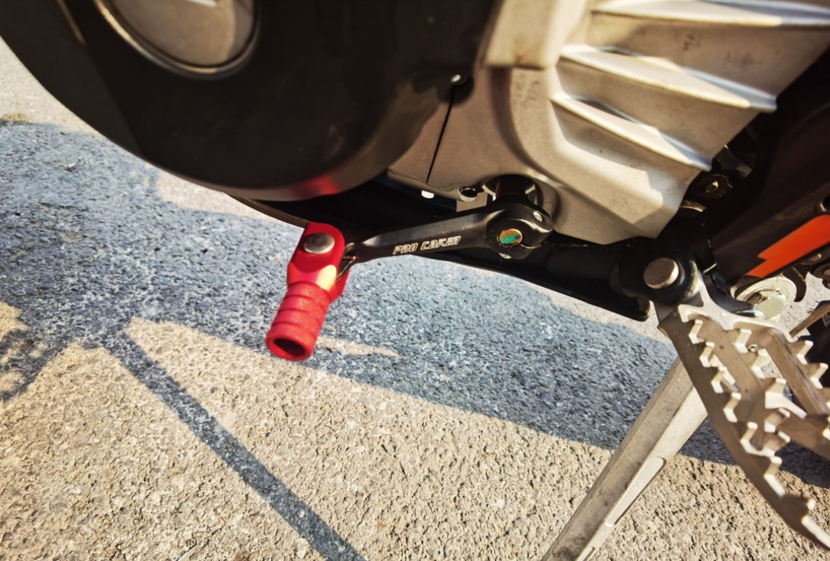 Мотоцикл JHLMOTO JHL Z3 CB250 (172FMM-3A) в Красноярске Мотоцикл JHLMOTO JHL Z3 CB250 (172FMM-3A) в Красноярске