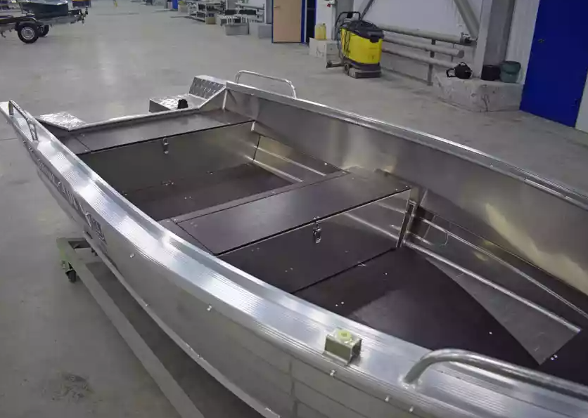 Алюминиевая лодка  Wyatboat-430 Р в Красноярске