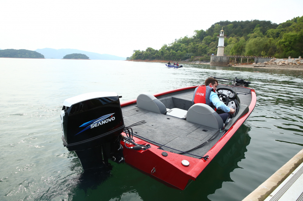 Лодочный мотор SEANOVO SN90FFEL-T в Красноярске Лодочный мотор SEANOVO SN90FFEL-T в Красноярске