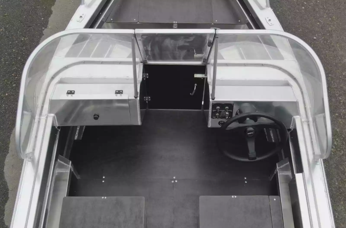 Алюминиевый катер Neman-400 DC в Красноярске Алюминиевый катер Neman-400 DC в Красноярске