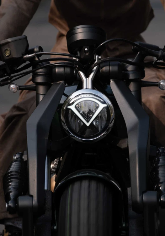 Мотоцикл Benda Napoleon 250 в Красноярске Мотоцикл Benda Napoleon 250 в Красноярске