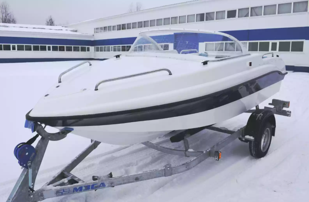 Стеклопластиковый катер Neman-450 в Красноярске