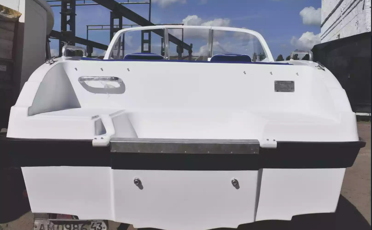 Стеклопластиковый катер Neman-500 Open в Красноярске