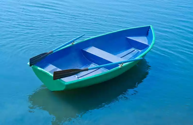 Стеклопластиковая лодка Дельфин в Красноярске