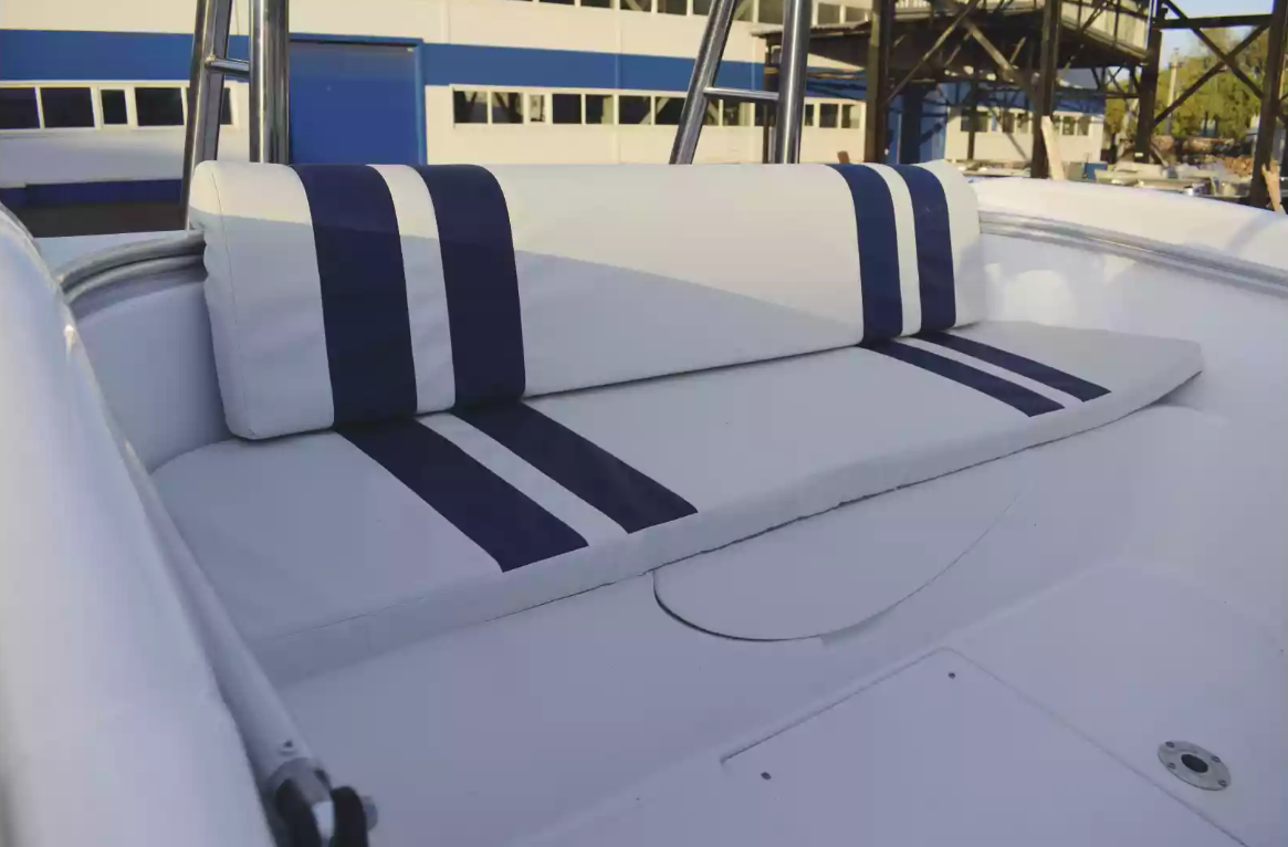 Комбинированный катер Neman-530 с каютой в Красноярске