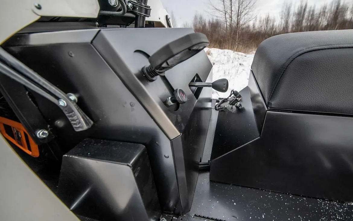 Снегоход БТС "АРКТИК 4Т" 18.5 л.с. э/зап, реверс, тормоз в Красноярске Снегоход БТС "АРКТИК 4Т" 18.5 л.с. э/зап, реверс, тормоз в Красноярске