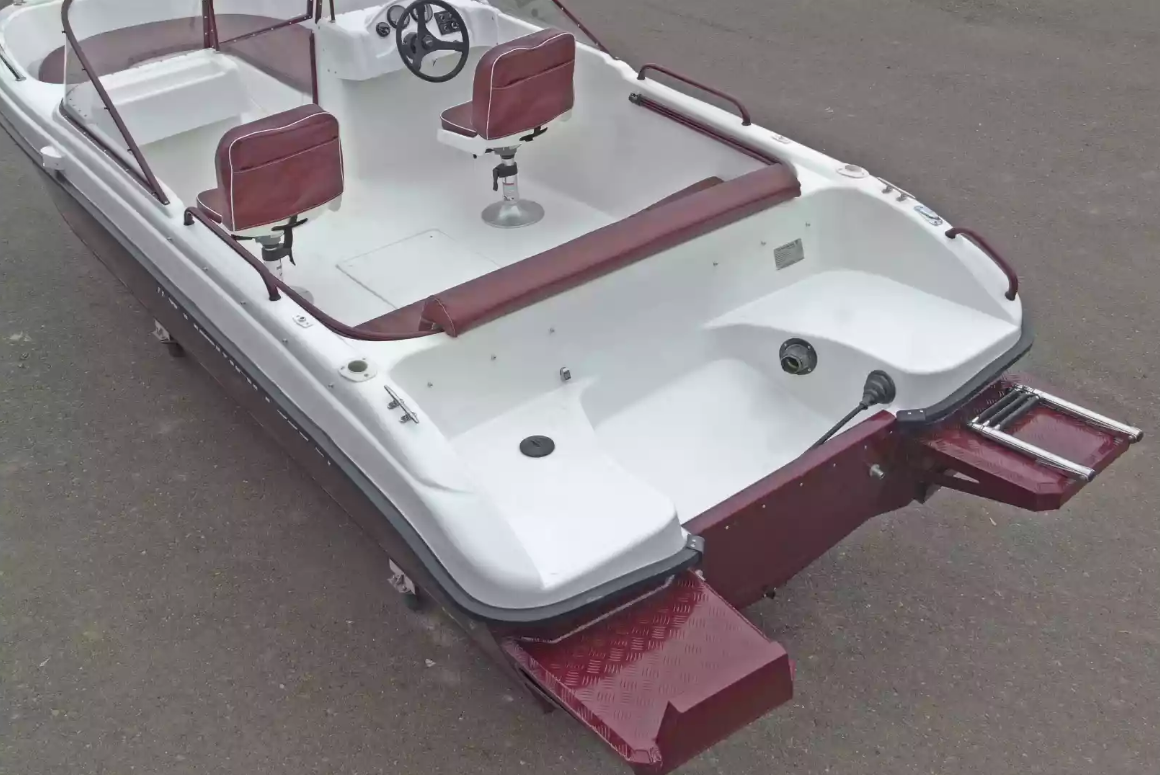 Комбинированный катер Neman-530 Open в Красноярске