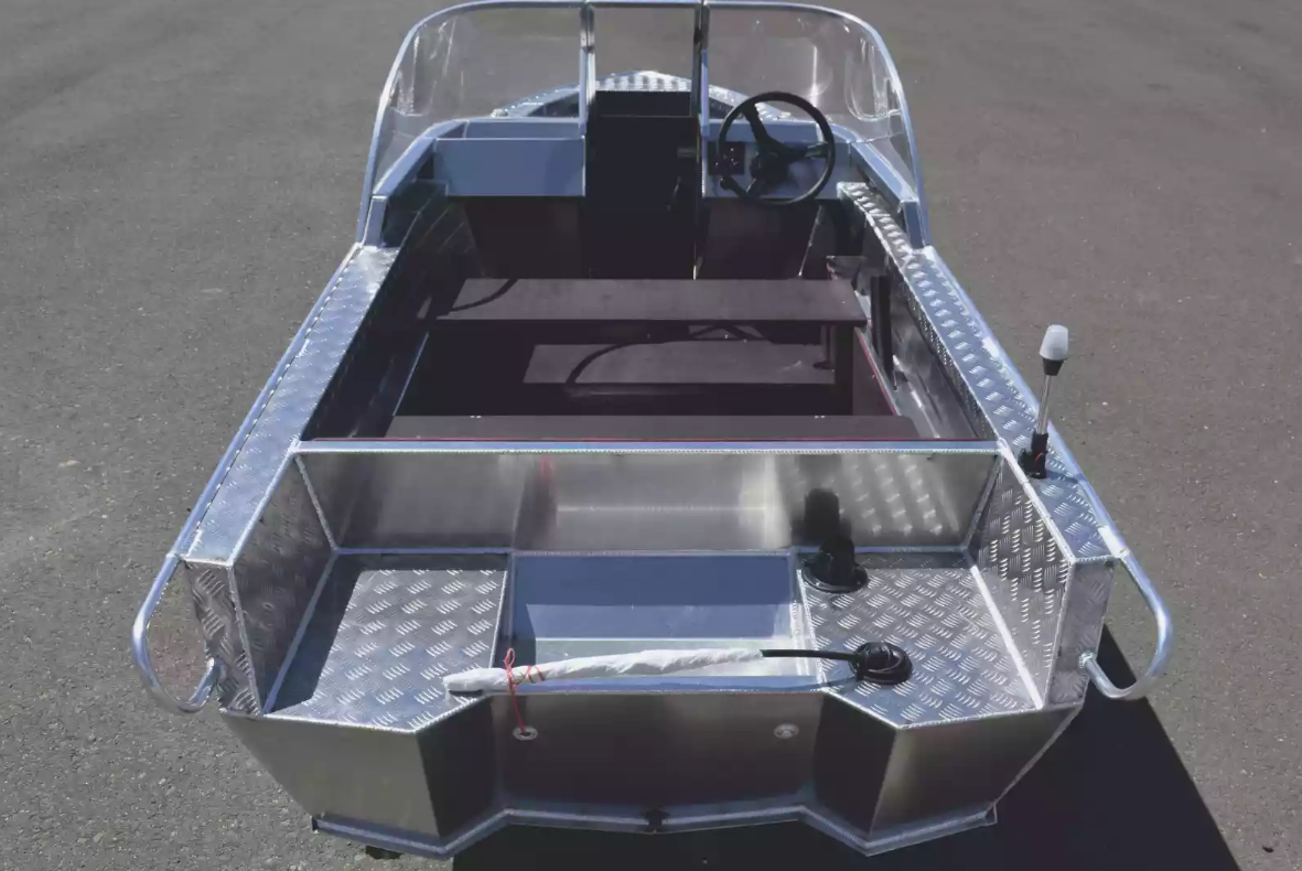 Алюминиевый катер Wyatboat-390 DCM в Красноярске