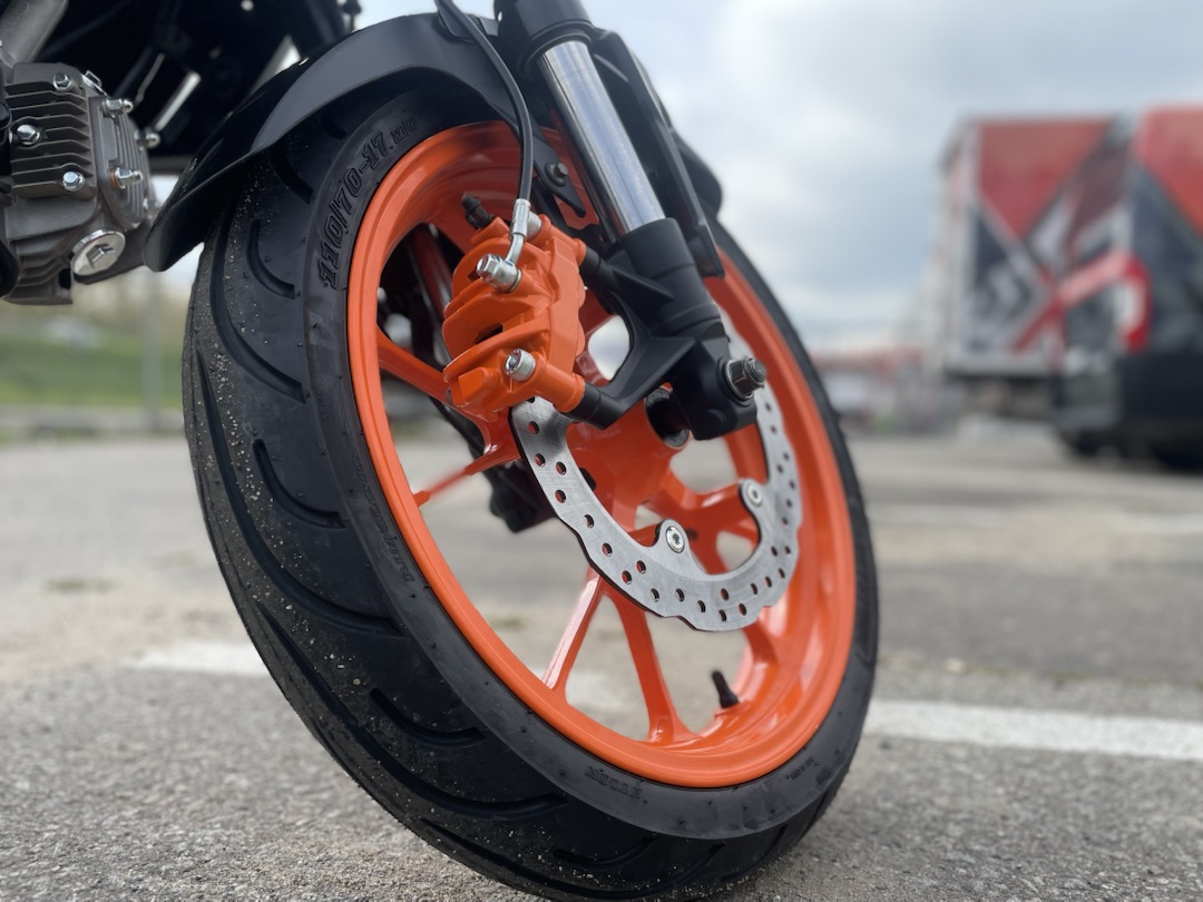 Мопед PROMAX CB150R (49) в Красноярске Мопед PROMAX CB150R (49) в Красноярске