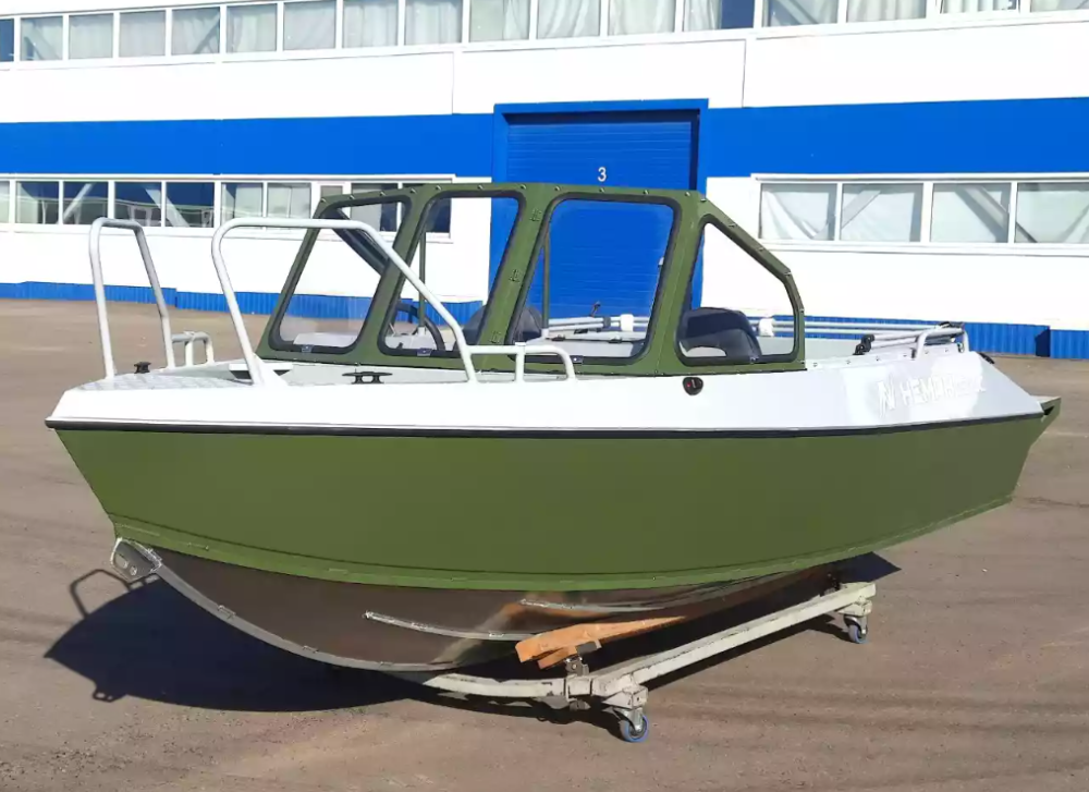 Алюминиевый катер Неман-550 DC Pro в Красноярске Алюминиевый катер Неман-550 DC Pro в Красноярске