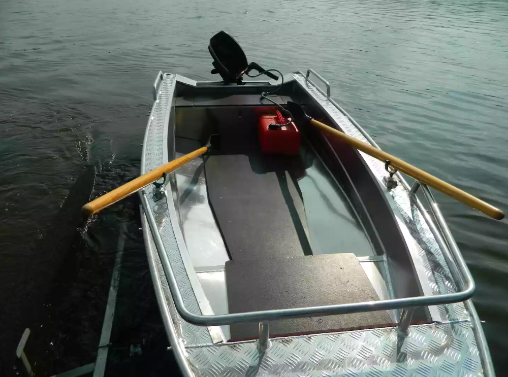 Алюминиевая лодка Wyatboat-390 У в Красноярске Алюминиевая лодка Wyatboat-390 У в Красноярске