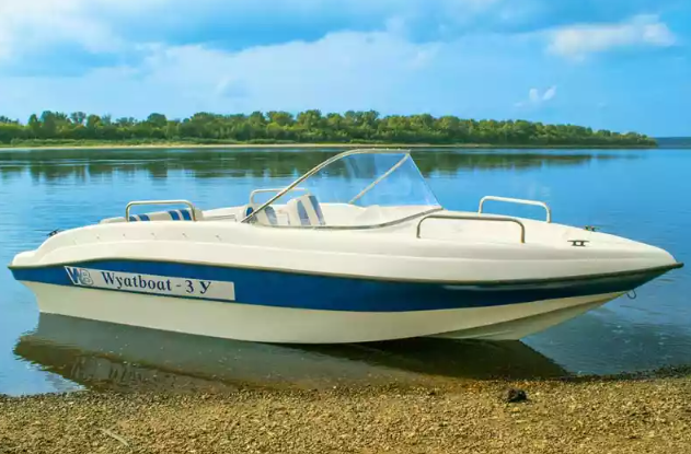 Стеклопластиковый катер Wyatboat-3 У в Красноярске Стеклопластиковый катер Wyatboat-3 У в Красноярске