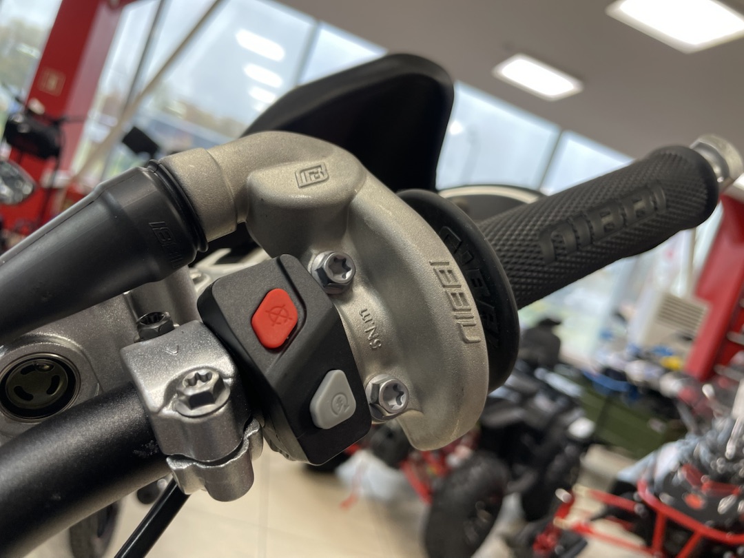 Кроссовый мотоцикл PROMAX BLACKOUT NB300 MX в Красноярске Кроссовый мотоцикл PROMAX BLACKOUT NB300 MX в Красноярске