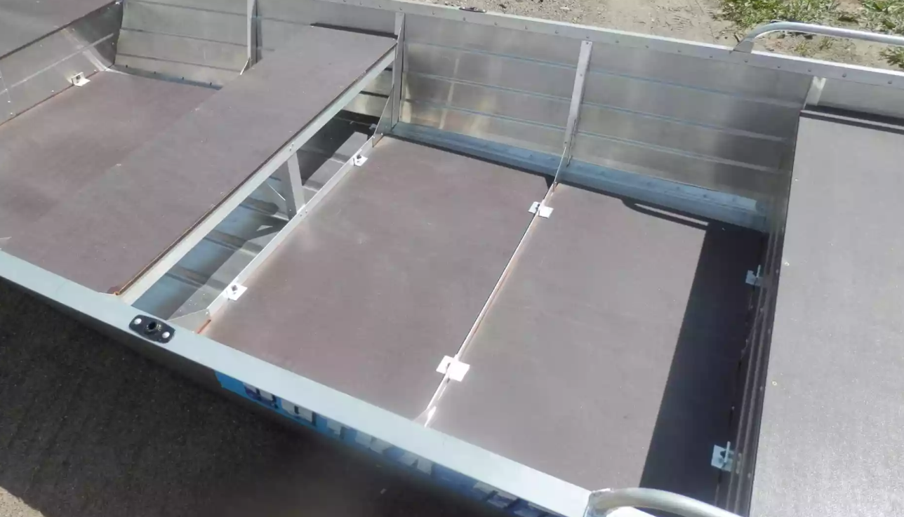 Алюминиевая лодка Вятка-Профи 32 в Красноярске