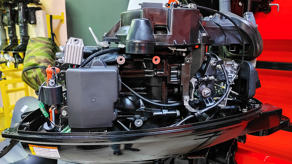 Лодочный мотор MARLIN PROLINE MP 50 AMH ПОД ВОДОМЕТ в Красноярске Лодочный мотор MARLIN PROLINE MP 50 AMH ПОД ВОДОМЕТ в Красноярске