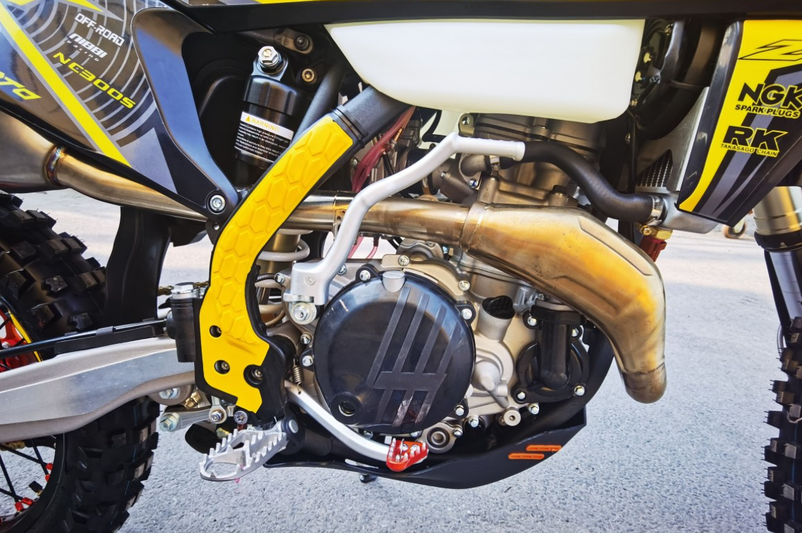 Мотоцикл JHLMOTO JHL Z8 NC300S (182-MN) в Красноярске Мотоцикл JHLMOTO JHL Z8 NC300S (182-MN) в Красноярске