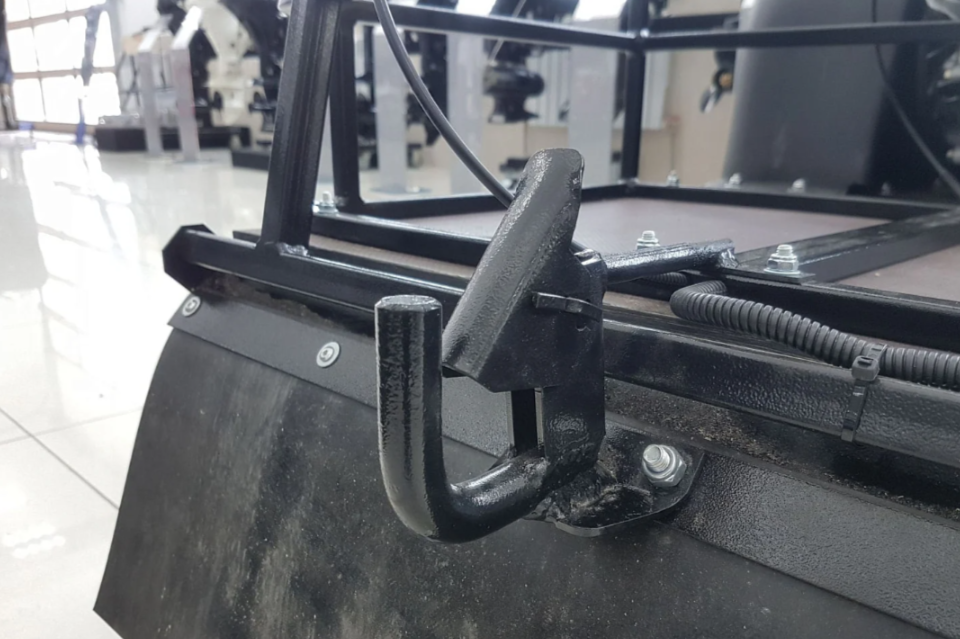 Мотобуксировщик PAXUS 650 13 л.с. HONDA в Красноярске Мотобуксировщик PAXUS 650 13 л.с. HONDA в Красноярске