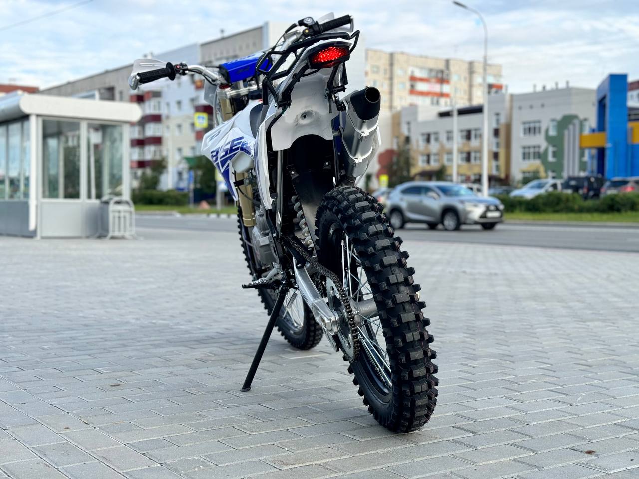 Эндуро / кросс мотоцикл BSE Z3 21/18 в Красноярске Эндуро / кросс мотоцикл BSE Z3 21/18 в Красноярске