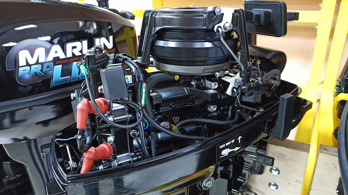 КОМПЛЕКТ Лодка MISHIMO PRO 350 + ЛОДОЧНЫЙ МОТОР MARLIN MP 9.9 (20) AMHS PRO в Красноярске