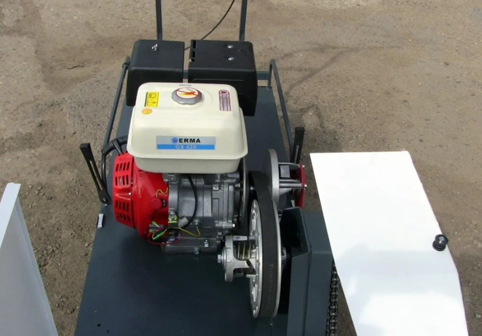 Мотобуксировщик ВЕПС «БЮДЖЕТНЫЙ» 13 л.с. в Красноярске Мотобуксировщик ВЕПС «БЮДЖЕТНЫЙ» 13 л.с. в Красноярске