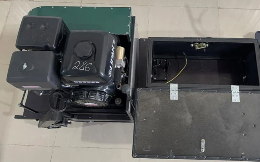 Мотобуксировщик ЕНОТ 4М в Красноярске Мотобуксировщик ЕНОТ 4М в Красноярске