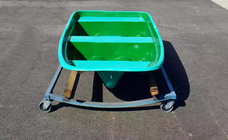 Стеклопластиковая лодка Старт (тримаран) в Красноярске