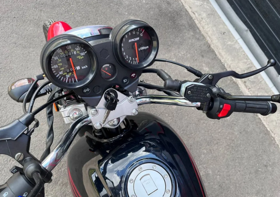 Мотоцикл RACER MAGNUM RC200-C5B в Красноярске Мотоцикл RACER MAGNUM RC200-C5B в Красноярске