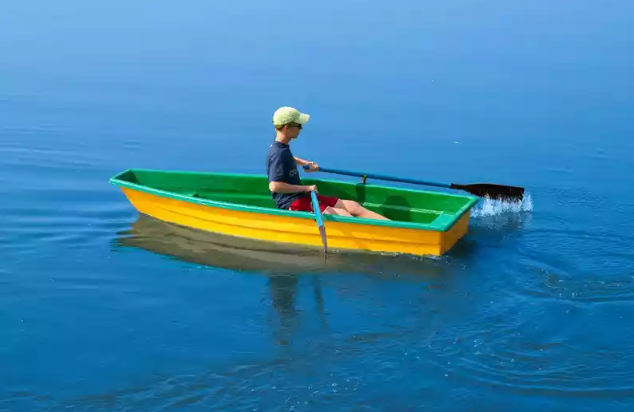 Стеклопластиковая лодка Малютка в Красноярске