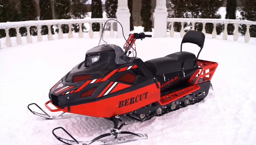 Миниснегоход Бурлак Беркут СУПЕР ЛОНГ 27 л.с. в Красноярске Миниснегоход Бурлак Беркут СУПЕР ЛОНГ 27 л.с. в Красноярске