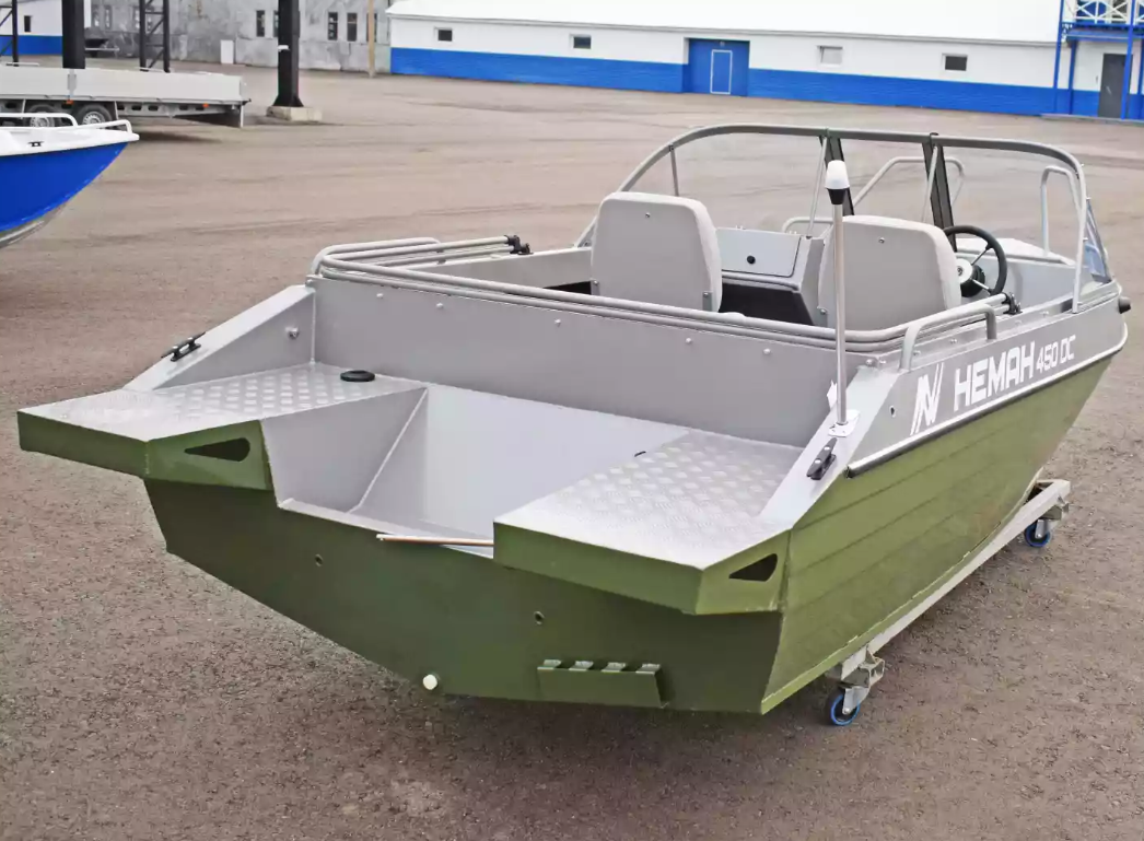 Алюминиевый катер Неман-450 DC в Красноярске Алюминиевый катер Неман-450 DC в Красноярске
