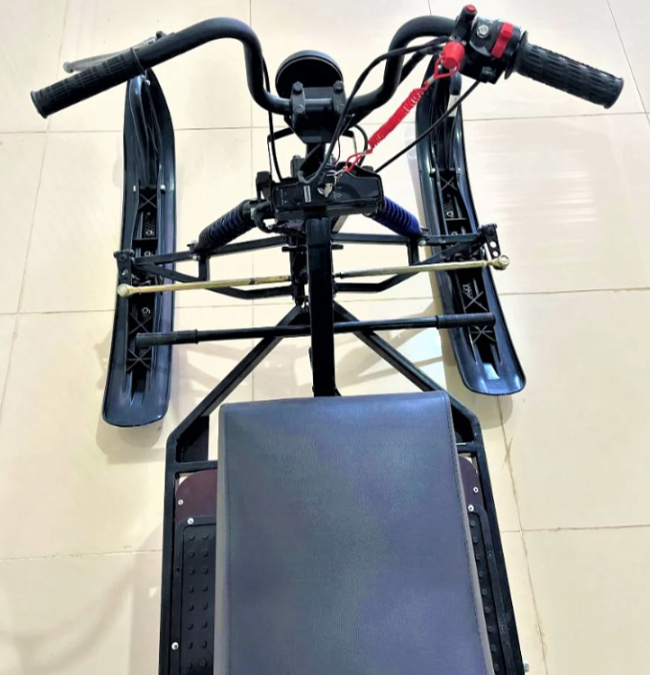 Мотобуксировщик ЕНОТ 4М в Красноярске Мотобуксировщик ЕНОТ 4М в Красноярске