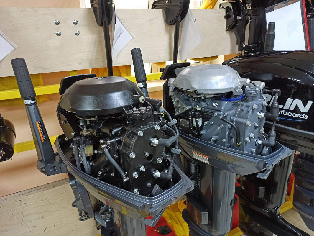 Лодочный мотор BREEZE T30S (2х тактный) в Красноярске Лодочный мотор BREEZE T30S (2х тактный) в Красноярске