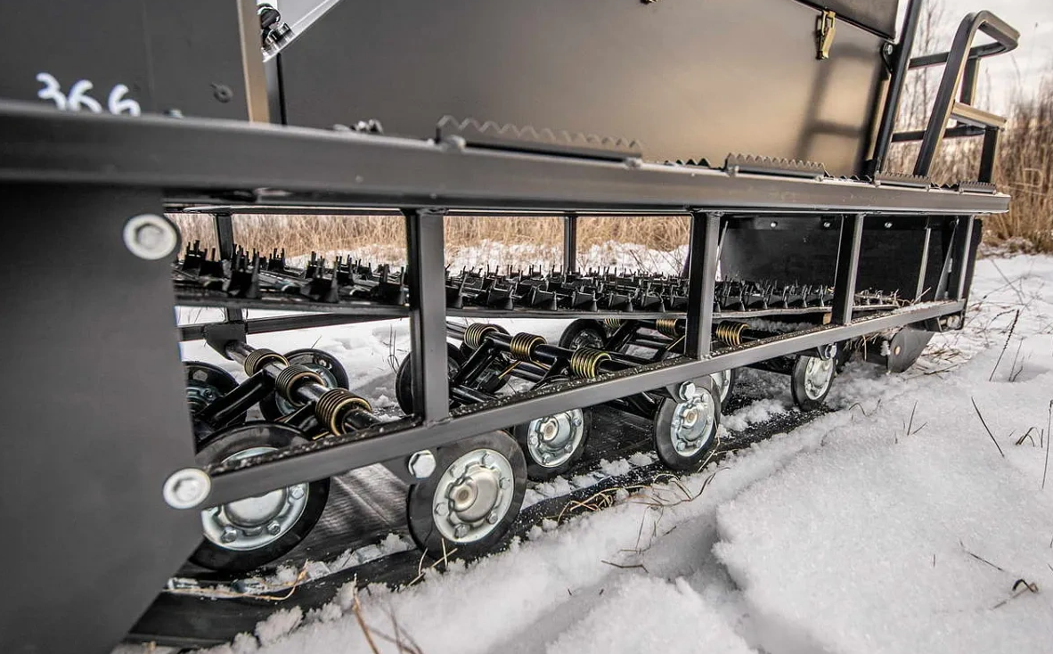 Снегоход БТС "АРКТИК 4Т" 18.5 л.с. э/зап, реверс, тормоз в Красноярске Снегоход БТС "АРКТИК 4Т" 18.5 л.с. э/зап, реверс, тормоз в Красноярске