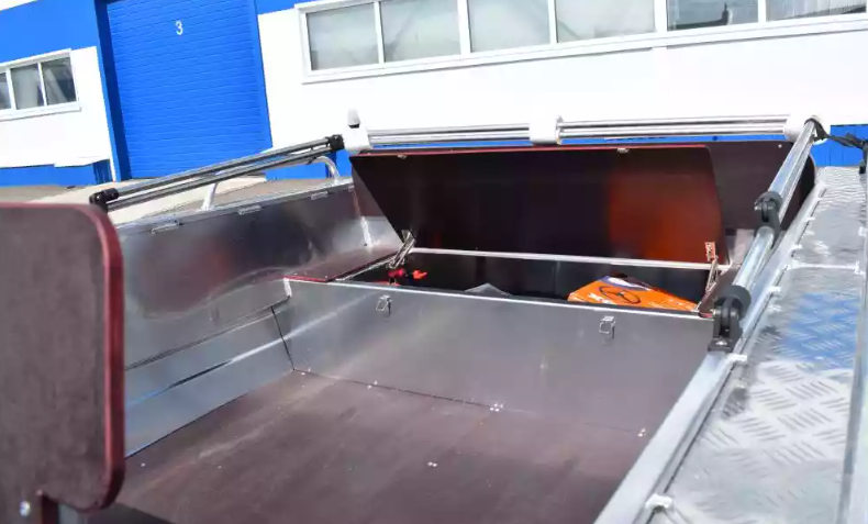 Алюминиевый катер WYATBOAT-550 DCM в Красноярске