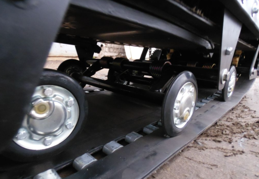 Мотобуксировщик AhtaR Зима 9 л/с с вариатором в Красноярске Мотобуксировщик AhtaR Зима 9 л/с с вариатором в Красноярске