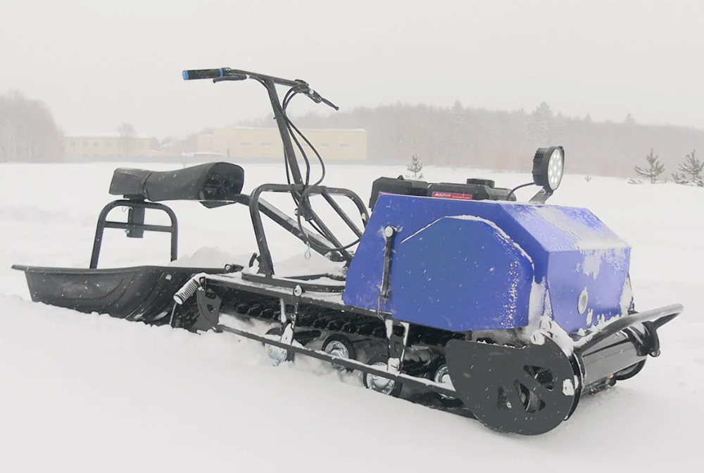 МОТОБУКСИРОВЩИК КОМПАКТНЫЙ ЛИДЕР-СИГМА-1S, 8,0+ Л.С. С МОДУЛЕМ "ТЯГАЧ" ВАРИАТОР TAV2-40 в Красноярске МОТОБУКСИРОВЩИК КОМПАКТНЫЙ ЛИДЕР-СИГМА-1S, 8,0+ Л.С. С МОДУЛЕМ "ТЯГАЧ" ВАРИАТОР TAV2-40 в Красноярске