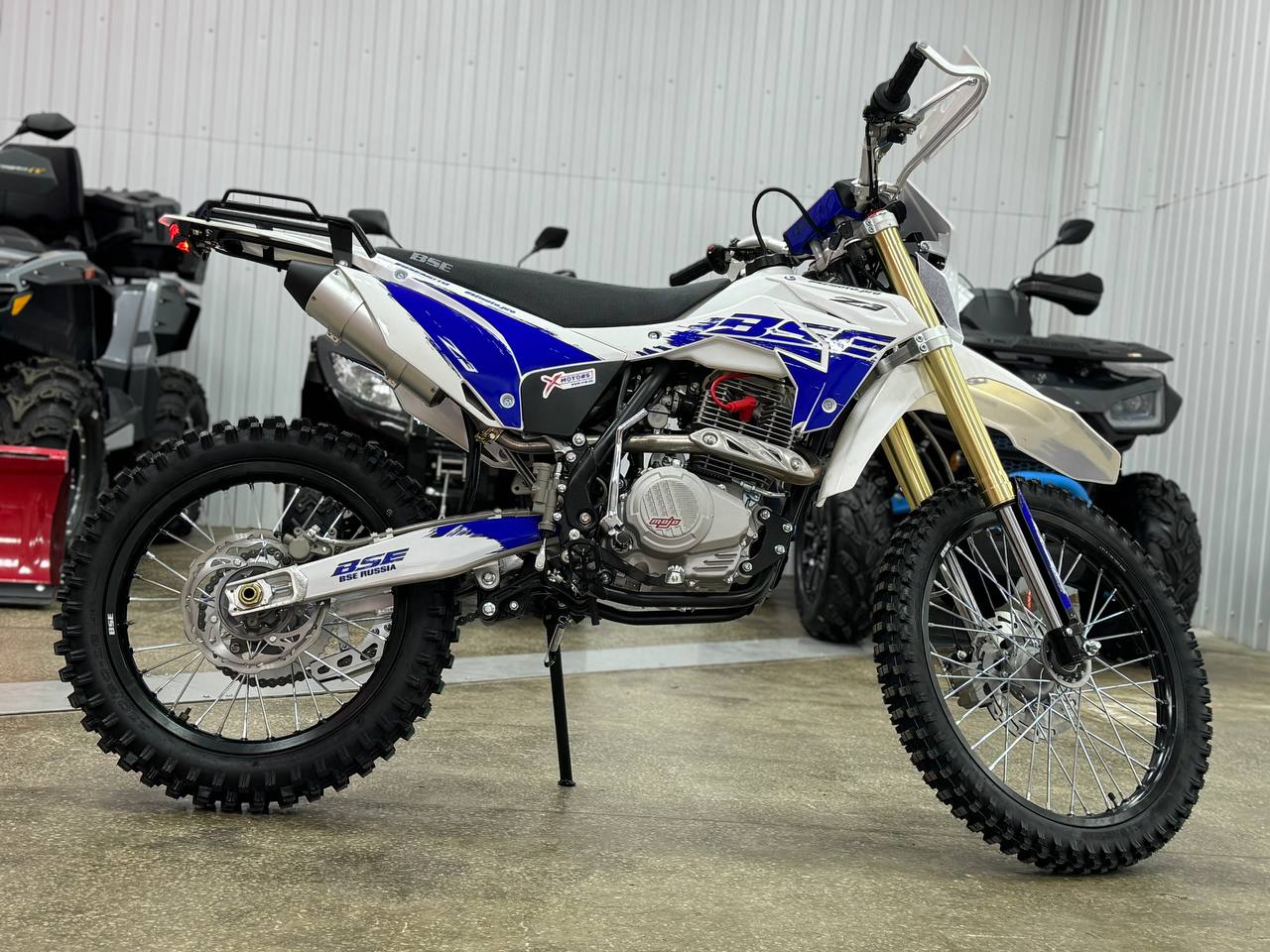 Эндуро / кросс мотоцикл BSE Z3 21/18 в Красноярске Эндуро / кросс мотоцикл BSE Z3 21/18 в Красноярске