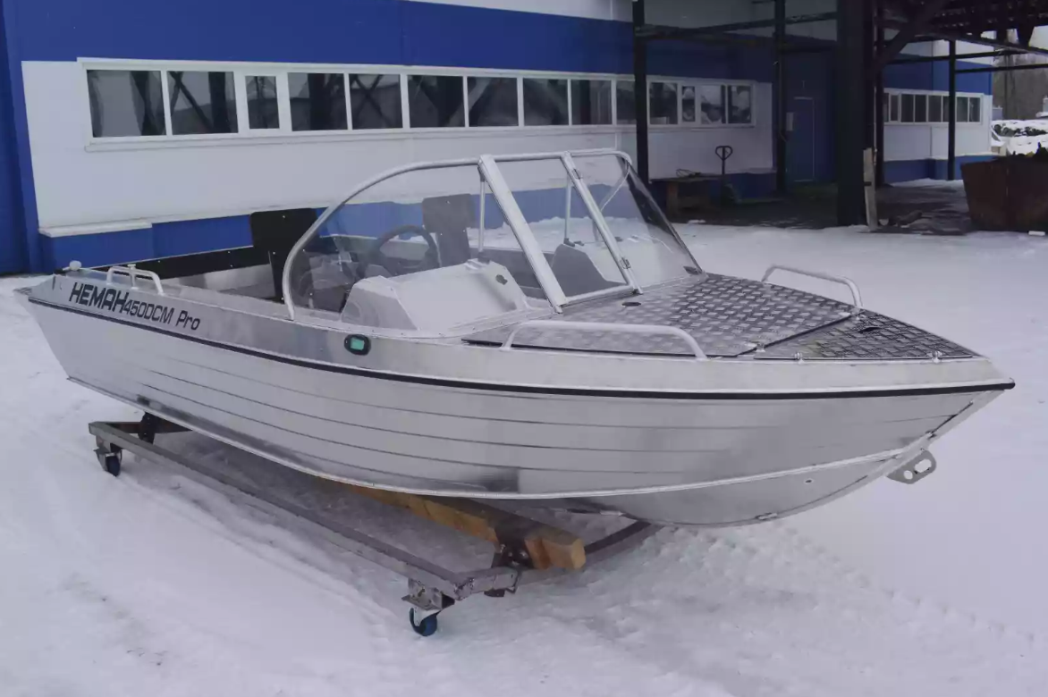 Алюминиевый катер Neman-450 DCM PRO в Красноярске Алюминиевый катер Neman-450 DCM PRO в Красноярске
