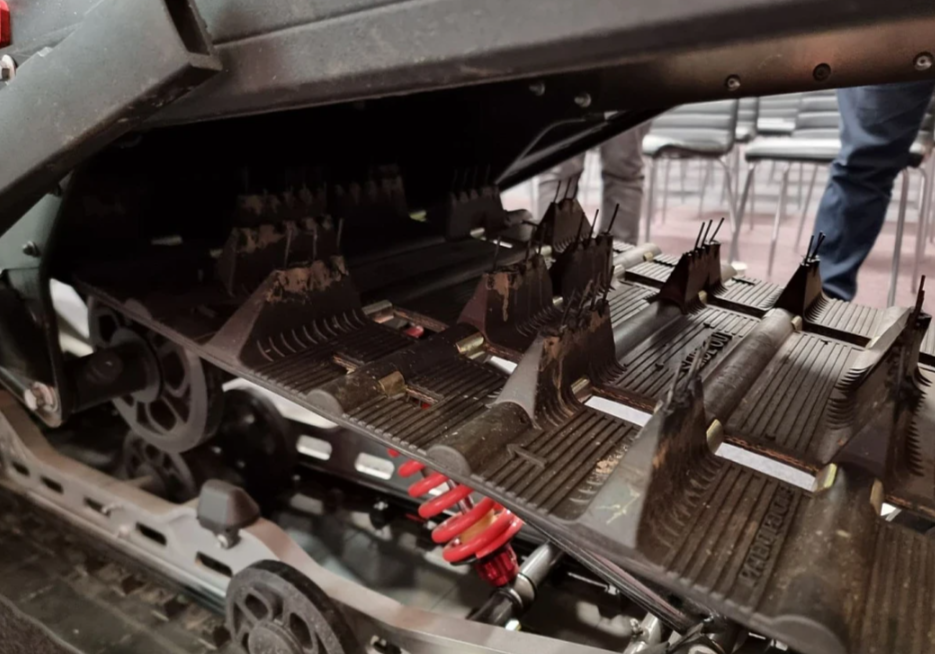 Снегоход AODES Siberiacross 1000 WT 508mm LCD 6.8 в Красноярске Снегоход AODES Siberiacross 1000 WT 508mm LCD 6.8 в Красноярске