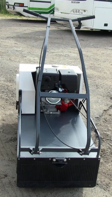 Мотобуксировщик ВЕПС «БЮДЖЕТНЫЙ» 13 л.с. в Красноярске Мотобуксировщик ВЕПС «БЮДЖЕТНЫЙ» 13 л.с. в Красноярске