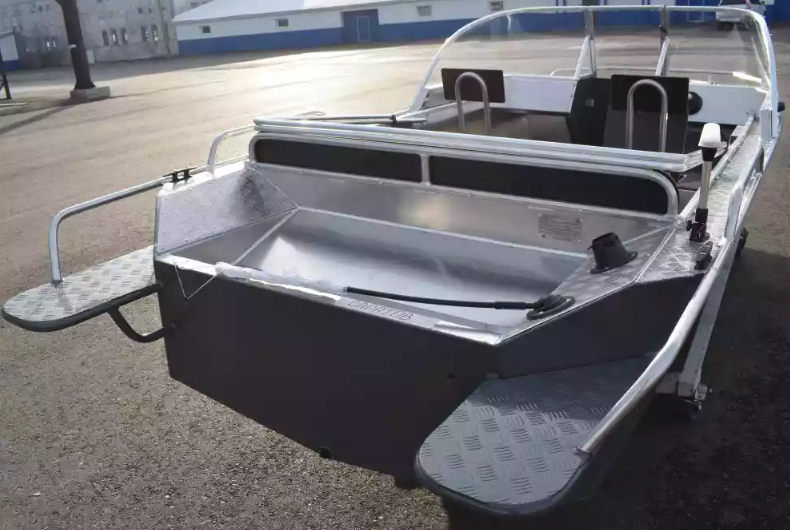 Алюминиевый катер Wyatboat-460 DCM в Красноярске